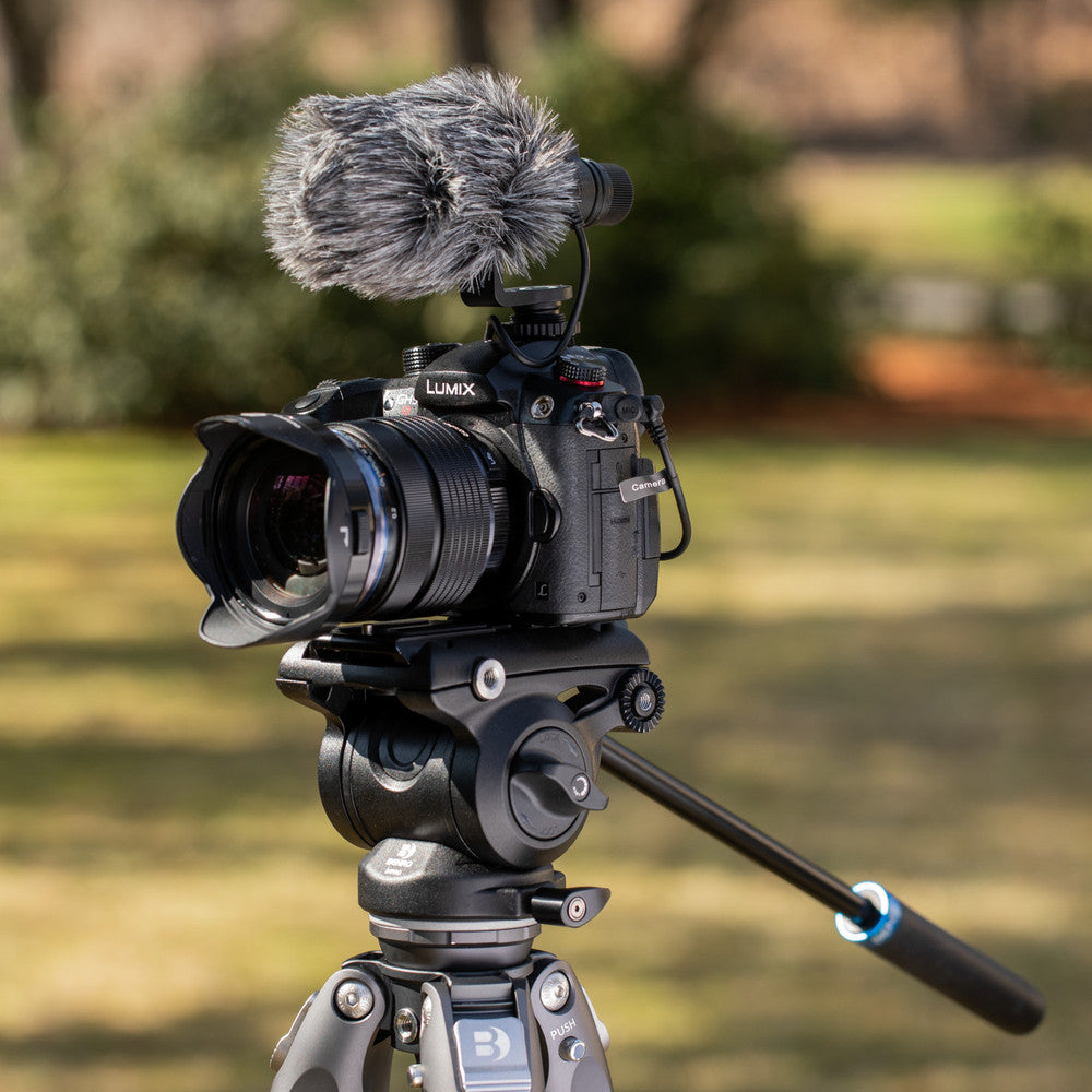 Saramonic Vmic Mini S Multi-Pattern Camera-Mount Shotgun Mic for Cameras & Mobile w/ HP Out, 360˚ Shock Mount