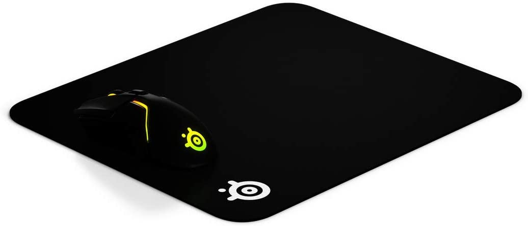 SteelSeries QCK Cloth Gaming Mouse Pad Medium (320 mm x 270 mm x 2 mm)
